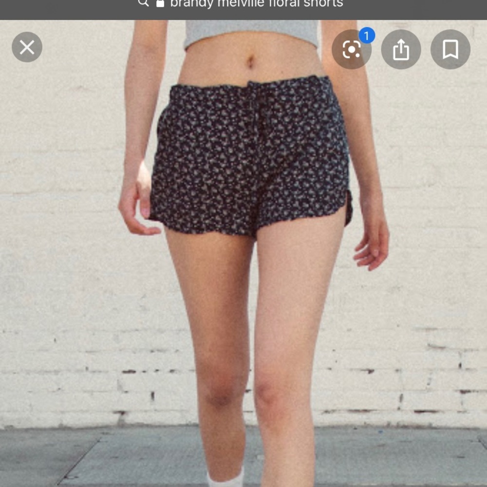 Brandy Melville floral shorts